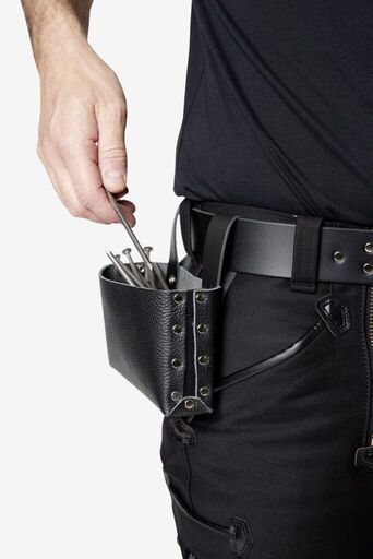 STEFAN Nageltasche einfach genietet schwarz OSI